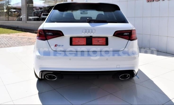 Acheter Occasion Voiture Audi RS3 Blanc à Manzini, Manzini Acheter Occasion Voiture Audi RS3 Blanc à Manzini, Manzini