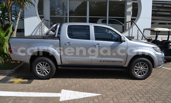 Buy Used Toyota Hilux Silver Car in Mbabane in Manzini Buy Used Toyota Hilux Silver Car in Mbabane in Manzini