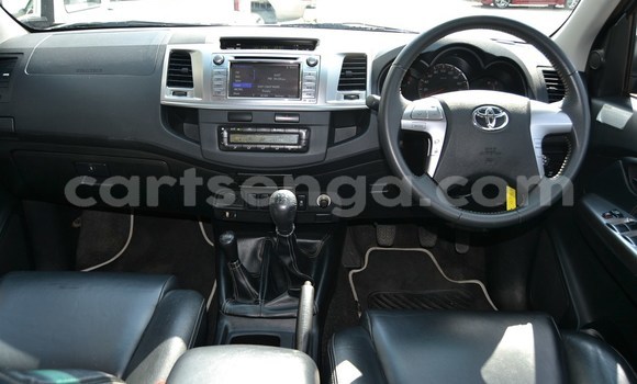 Buy Used Toyota Hilux Silver Car in Mbabane in Manzini Buy Used Toyota Hilux Silver Car in Mbabane in Manzini