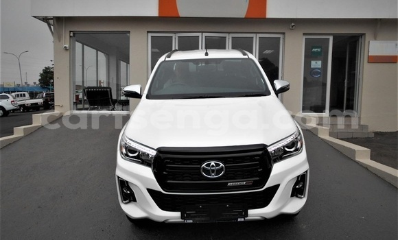 Buy Used Toyota Hilux White Car in Mbabane in Manzini Buy Used Toyota Hilux White Car in Mbabane in Manzini