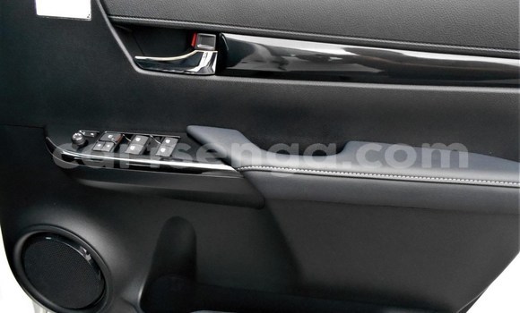 Buy Used Toyota Hilux White Car in Mbabane in Manzini Buy Used Toyota Hilux White Car in Mbabane in Manzini