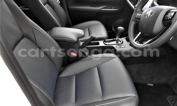 Buy Used Toyota Hilux White Car in Mbabane in Manzini Buy Used Toyota Hilux White Car in Mbabane in Manzini