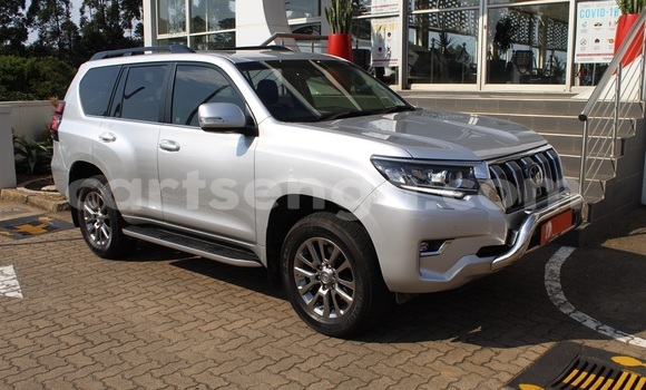 Acheter Occasion Voiture Toyota Hilux Gris à Mbabane, Manzini Acheter Occasion Voiture Toyota Hilux Gris à Mbabane, Manzini