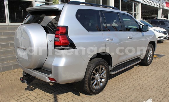 Buy Used Toyota Hilux Silver Car in Mbabane in Manzini Buy Used Toyota Hilux Silver Car in Mbabane in Manzini