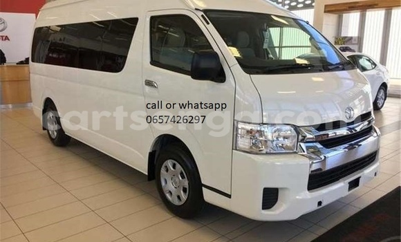 Acheter Occasion Voiture Toyota Hiace Blanc à Bulembu, Hhohho Acheter Occasion Voiture Toyota Hiace Blanc à Bulembu, Hhohho