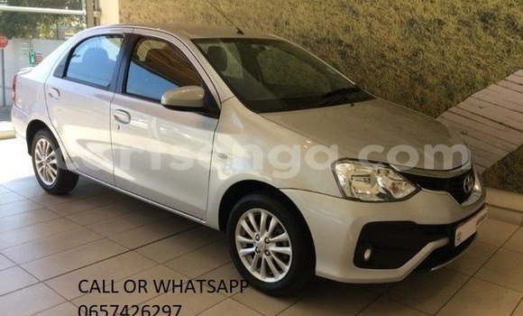 Acheter Occasion Voiture Toyota Etios Gris à Hlatikulu, Shiselweni District Acheter Occasion Voiture Toyota Etios Gris à Hlatikulu, Shiselweni District
