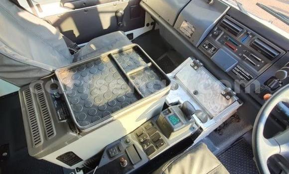 Acheter Occasion Utilitaire Mercedes‒Benz 407D Blanc à Mbabane, Manzini Acheter Occasion Utilitaire Mercedes‒Benz 407D Blanc à Mbabane, Manzini