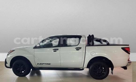 Acheter Occasion Voiture Mazda BT-50 Blanc à Mbabane, Manzini Acheter Occasion Voiture Mazda BT-50 Blanc à Mbabane, Manzini