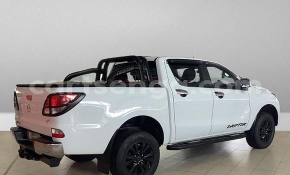 Acheter Occasion Voiture Mazda BT-50 Blanc à Mbabane, Manzini Acheter Occasion Voiture Mazda BT-50 Blanc à Mbabane, Manzini