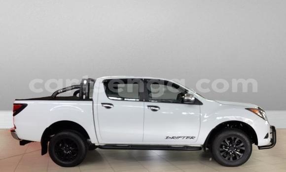 Acheter Occasion Voiture Mazda BT-50 Blanc à Mbabane, Manzini Acheter Occasion Voiture Mazda BT-50 Blanc à Mbabane, Manzini