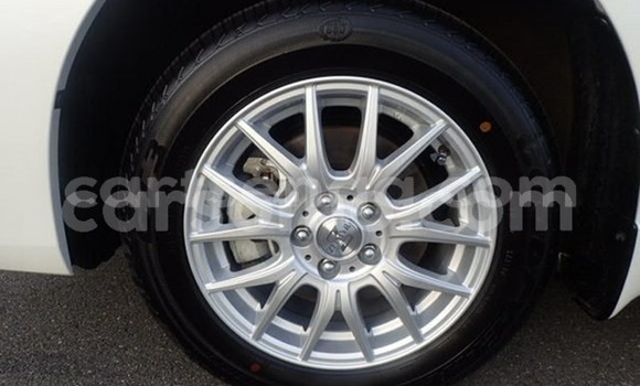 Buy Used Toyota Premio White Car in Bhunya in Manzini Buy Used Toyota Premio White Car in Bhunya in Manzini