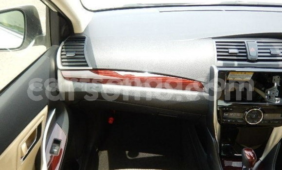 Buy Used Toyota Premio White Car in Bhunya in Manzini Buy Used Toyota Premio White Car in Bhunya in Manzini