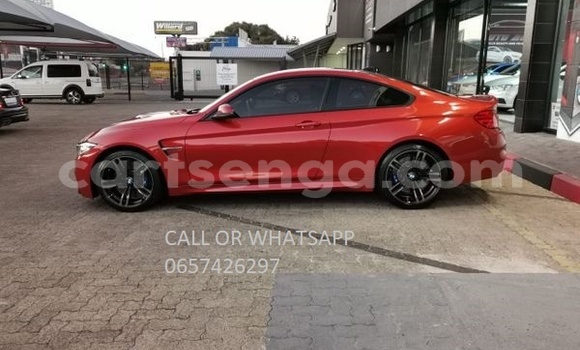 Acheter Occasion Voiture BMW M4 Rouge à Mbabane, Manzini Acheter Occasion Voiture BMW M4 Rouge à Mbabane, Manzini