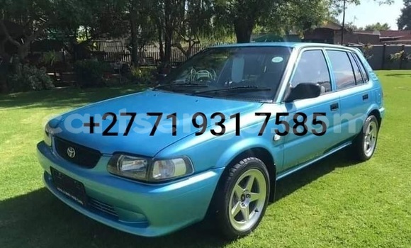 Nunua Ilio tumika Toyota Hilux Blue Gari ndani ya Ezulwini nchini Hhohho