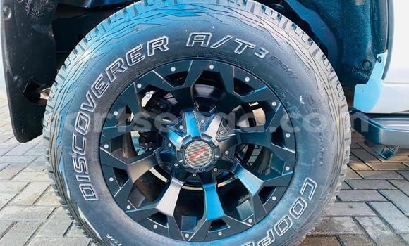 Acheter Occasion Voiture Toyota Land Cruiser Prado Blanc à Ezulwini, Hhohho Acheter Occasion Voiture Toyota Land Cruiser Prado Blanc à Ezulwini, Hhohho