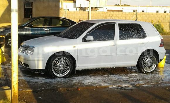 Buy Used Volkswagen Golf White Car in Siteki in Swaziland Buy Used Volkswagen Golf White Car in Siteki in Swaziland