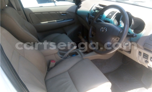 Buy Used Toyota Fortuner White Car in Ezulwini in Hhohho Buy Used Toyota Fortuner White Car in Ezulwini in Hhohho