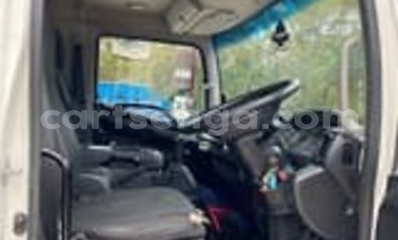 Acheter Occasion Utilitaire Hino 300 Series Blanc à Mbabane, Manzini Acheter Occasion Utilitaire Hino 300 Series Blanc à Mbabane, Manzini