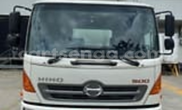 Acheter Occasion Utilitaire Hino 300 Series Blanc à Mbabane, Manzini Acheter Occasion Utilitaire Hino 300 Series Blanc à Mbabane, Manzini