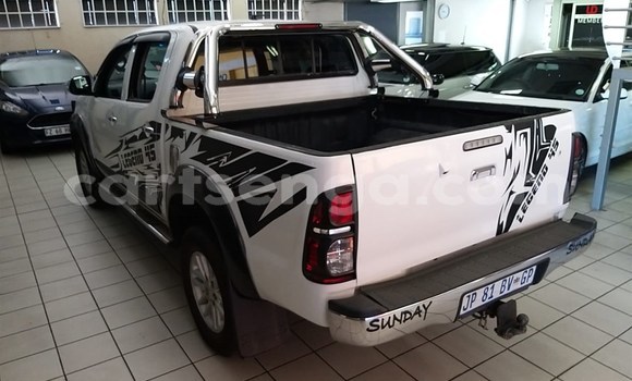 Buy Used Toyota Hilux White Car in Mbabane in Manzini Buy Used Toyota Hilux White Car in Mbabane in Manzini