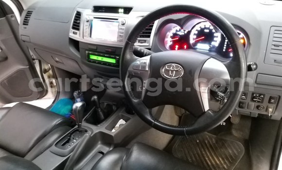 Buy Used Toyota Hilux White Car in Mbabane in Manzini Buy Used Toyota Hilux White Car in Mbabane in Manzini