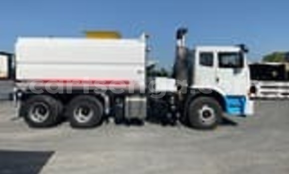 Acheter Occasion Utilitaire Iveco Cargo Blanc à Manzini, Manzini Acheter Occasion Utilitaire Iveco Cargo Blanc à Manzini, Manzini