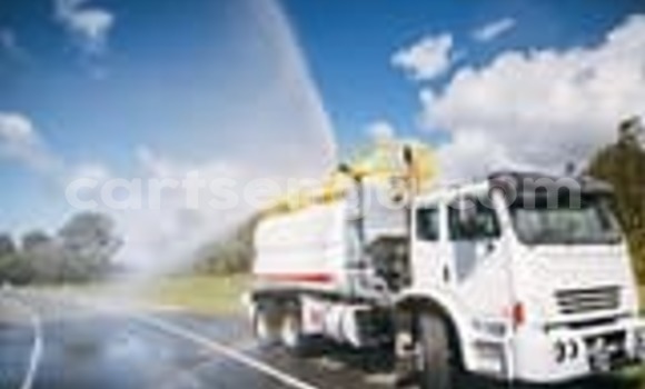 Acheter Occasion Utilitaire Iveco Cargo Blanc à Manzini, Manzini Acheter Occasion Utilitaire Iveco Cargo Blanc à Manzini, Manzini