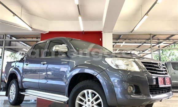 Buy Used Toyota Hilux Silver Car in Mbabane in Manzini Buy Used Toyota Hilux Silver Car in Mbabane in Manzini