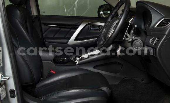 Acheter Occasion Voiture Mitsubishi Pajero Sport Gris à Mbabane, Manzini Acheter Occasion Voiture Mitsubishi Pajero Sport Gris à Mbabane, Manzini