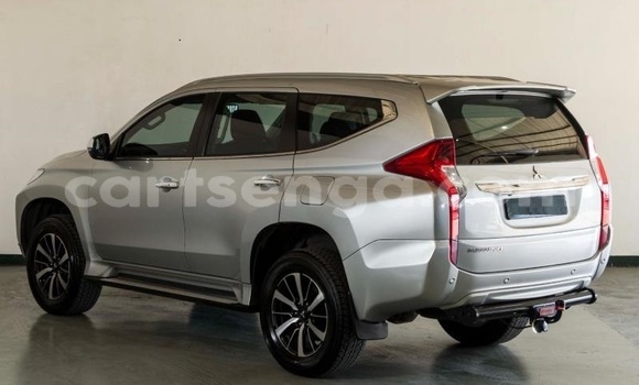 Acheter Occasion Voiture Mitsubishi Pajero Sport Gris à Mbabane, Manzini Acheter Occasion Voiture Mitsubishi Pajero Sport Gris à Mbabane, Manzini