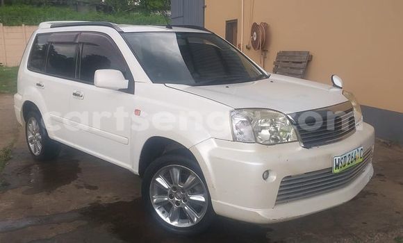 Buy Used Nissan X–Trail White Car in Bhunya in Manzini