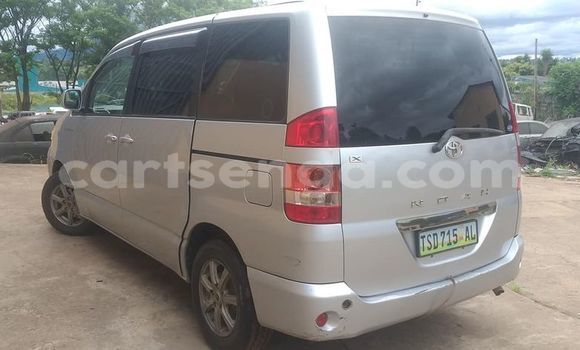 Acheter Occasion Voiture Toyota Noah Gris à Bhunya, Manzini Acheter Occasion Voiture Toyota Noah Gris à Bhunya, Manzini