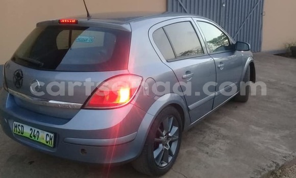 Acheter Occasion Voiture Opel Astra Bleu à Bhunya, Manzini Acheter Occasion Voiture Opel Astra Bleu à Bhunya, Manzini