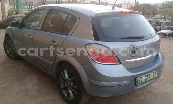 Acheter Occasion Voiture Opel Astra Bleu à Bhunya, Manzini Acheter Occasion Voiture Opel Astra Bleu à Bhunya, Manzini