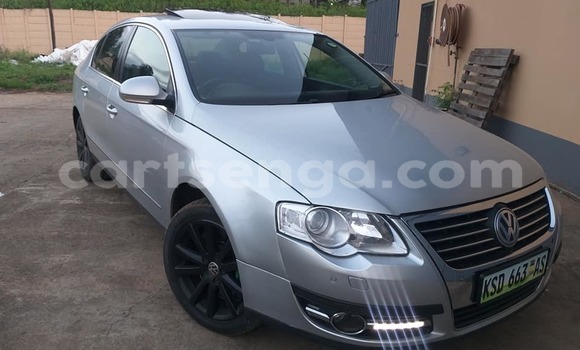 Buy Used Volkswagen Passat Silver Car in Bhunya in Manzini