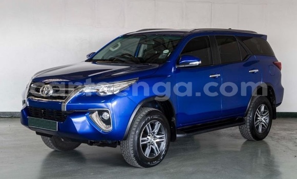 Buy Used Toyota Fortuner Blue Car in Ezulwini in Hhohho Buy Used Toyota Fortuner Blue Car in Ezulwini in Hhohho