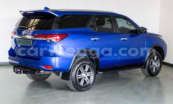 Buy Used Toyota Fortuner Blue Car in Ezulwini in Hhohho Buy Used Toyota Fortuner Blue Car in Ezulwini in Hhohho
