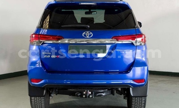 Buy Used Toyota Fortuner Blue Car in Ezulwini in Hhohho Buy Used Toyota Fortuner Blue Car in Ezulwini in Hhohho