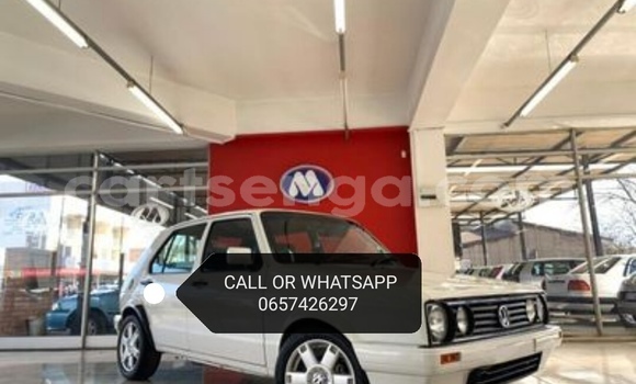 Acheter Occasion Voiture Volkswagen Golf Blanc à Ezulwini, Hhohho Acheter Occasion Voiture Volkswagen Golf Blanc à Ezulwini, Hhohho