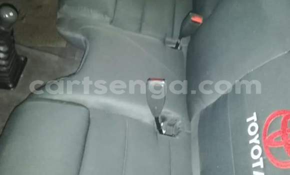 Nunua Ilio tumika Toyota Hilux White Gari ndani ya Manzini nchini Manzini Nunua Ilio tumika Toyota Hilux White Gari ndani ya Manzini nchini Manzini