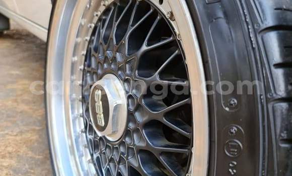 Acheter Occasion Voiture Volkswagen Golf Blanc à Mbabane, Manzini Acheter Occasion Voiture Volkswagen Golf Blanc à Mbabane, Manzini