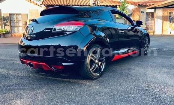 Nunua Ilio tumika Renault Megane RS Black Gari ndani ya Manzini nchini Manzini Nunua Ilio tumika Renault Megane RS Black Gari ndani ya Manzini nchini Manzini