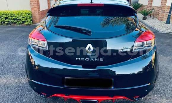 Nunua Ilio tumika Renault Megane RS Black Gari ndani ya Manzini nchini Manzini Nunua Ilio tumika Renault Megane RS Black Gari ndani ya Manzini nchini Manzini
