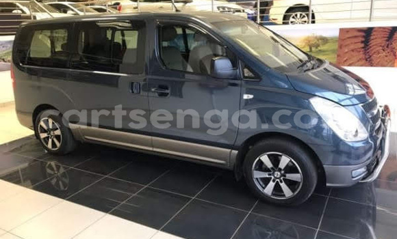 Nunua Ilio tumika Hyundai H1 Silver Gari ndani ya Manzini nchini Manzini Nunua Ilio tumika Hyundai H1 Silver Gari ndani ya Manzini nchini Manzini