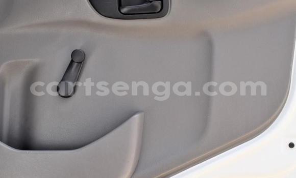 Nunua Ilio tumika Nissan UD White Lori ndani ya Bulembu nchini Hhohho Nunua Ilio tumika Nissan UD White Lori ndani ya Bulembu nchini Hhohho