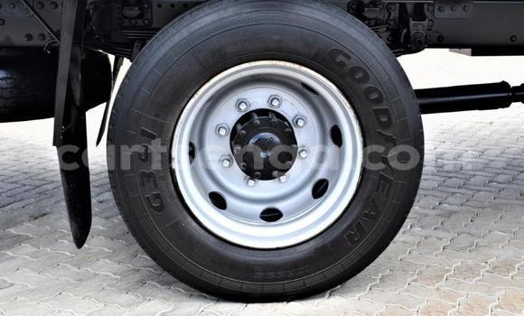 Nunua Ilio tumika Nissan UD White Lori ndani ya Bulembu nchini Hhohho Nunua Ilio tumika Nissan UD White Lori ndani ya Bulembu nchini Hhohho