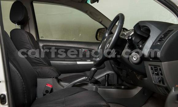 Buy Used Toyota Hilux Beige Car in Mbabane in Manzini Buy Used Toyota Hilux Beige Car in Mbabane in Manzini