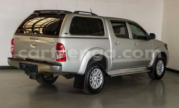 Buy Used Toyota Hilux Beige Car in Mbabane in Manzini Buy Used Toyota Hilux Beige Car in Mbabane in Manzini