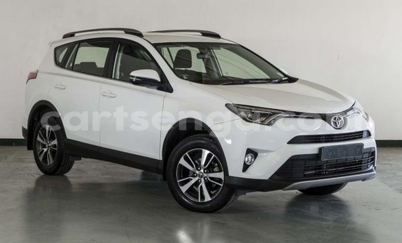 Acheter Occasion Voiture Toyota RAV4 Blanc à Mbabane, Manzini Acheter Occasion Voiture Toyota RAV4 Blanc à Mbabane, Manzini