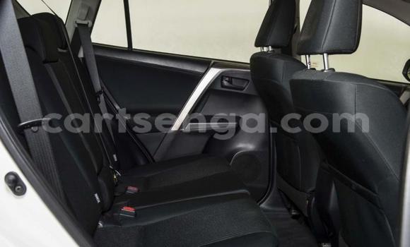 Acheter Occasion Voiture Toyota RAV4 Blanc à Mbabane, Manzini Acheter Occasion Voiture Toyota RAV4 Blanc à Mbabane, Manzini